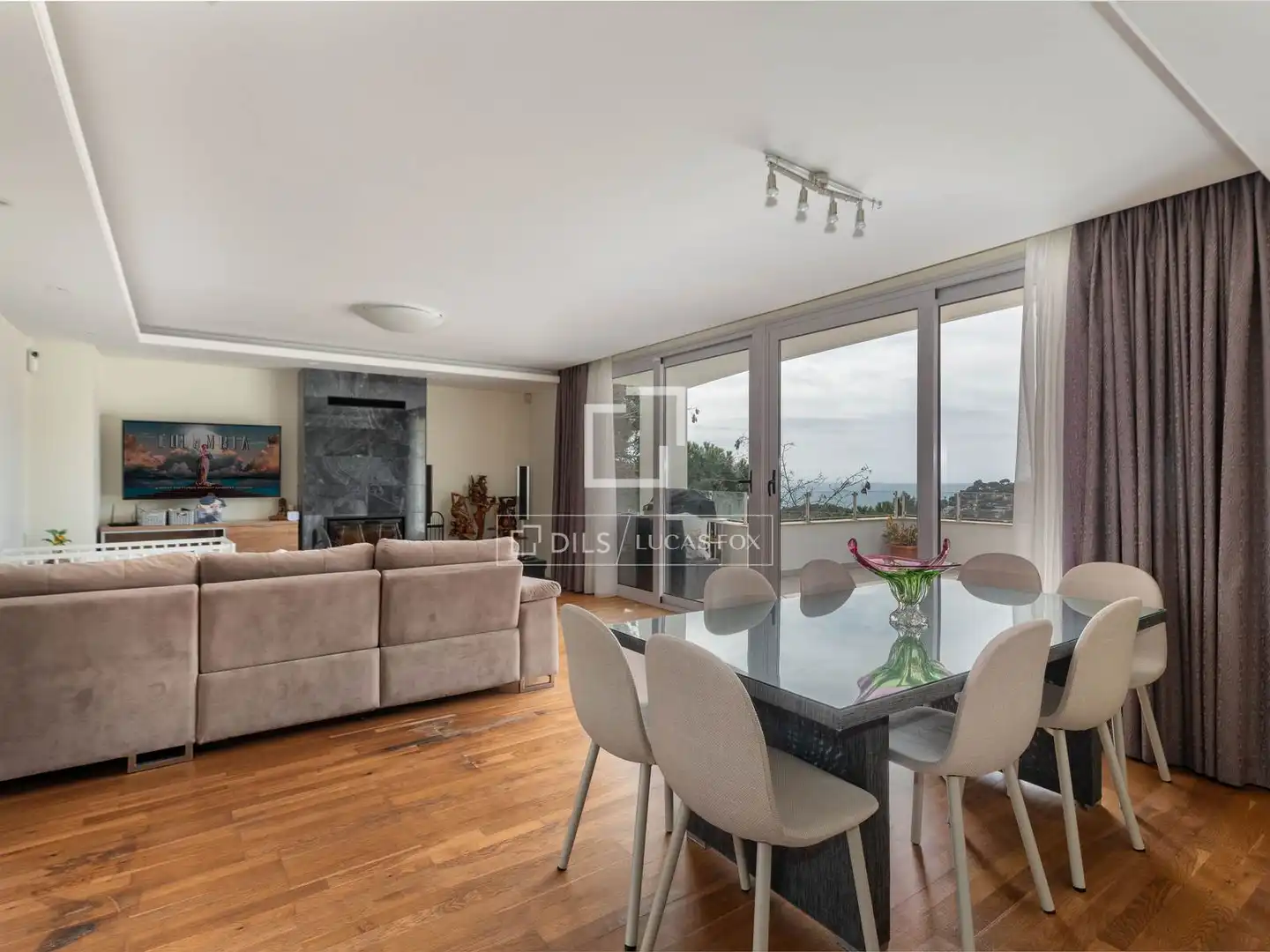 Sala d'estar de Casa o xalet en venda en Lloret de Mar amb Aire condicionat, Calefacció i Terrassa