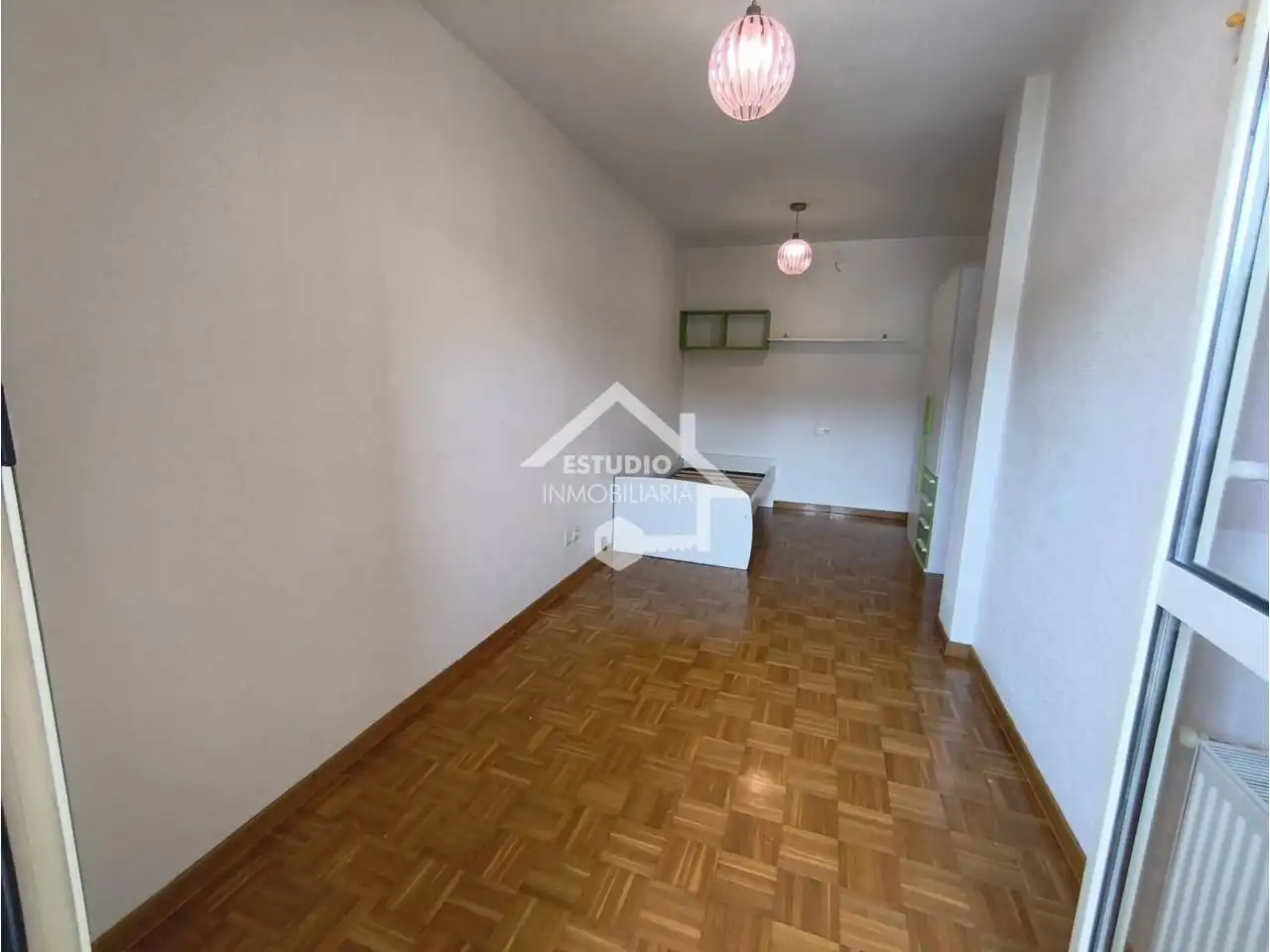 Habitación de Piso en venta en Lodosa con Calefacción, Trastero y Balcón