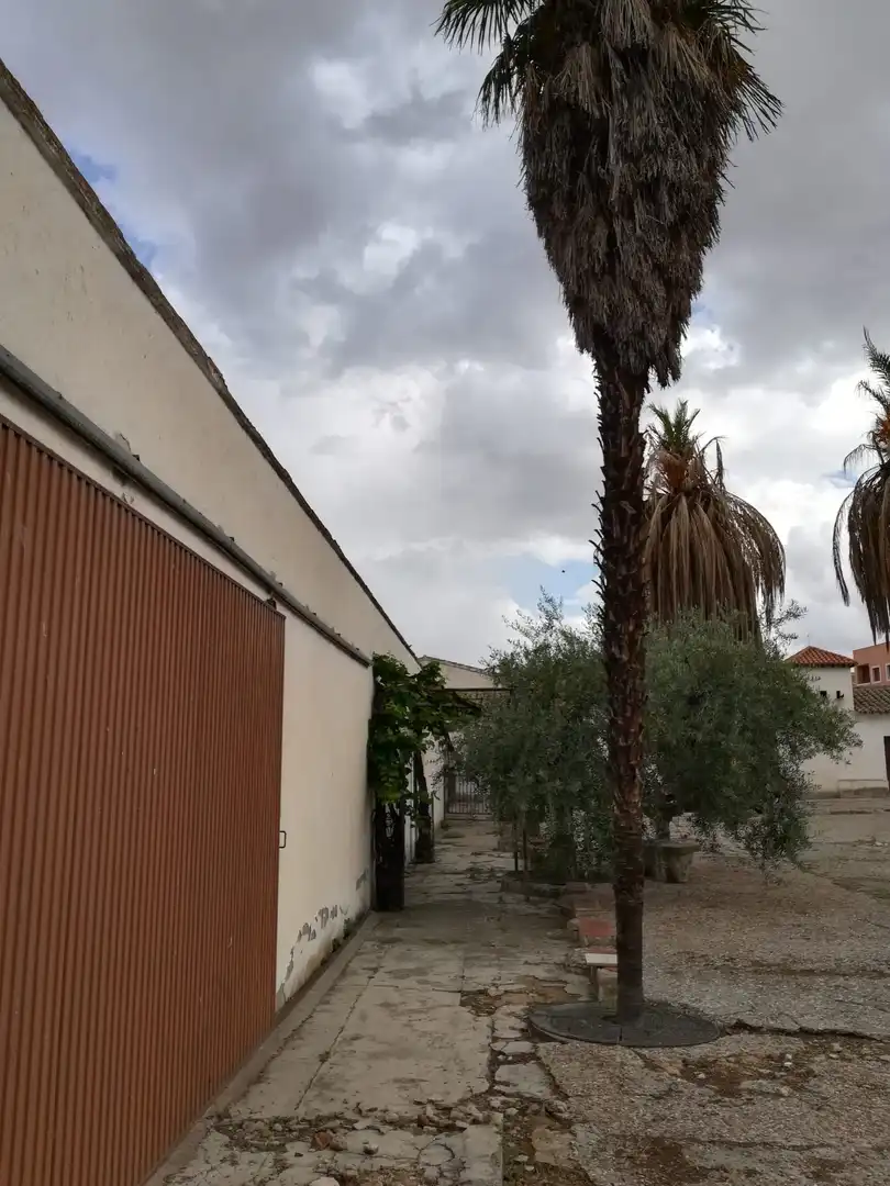 Vista exterior de Casa o xalet en venda en Santa Olalla amb Calefacció, Jardí privat i Traster