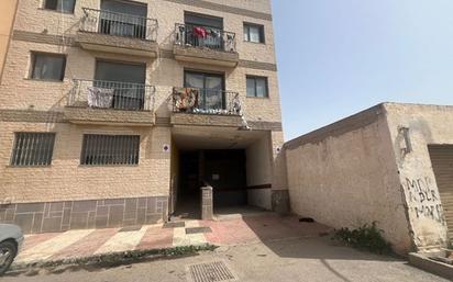 Vista exterior de Pis en venda en Roquetas de Mar amb Traster