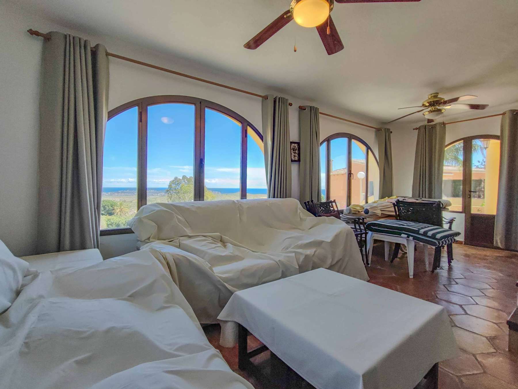 Living room of House or chalet for sale in Benitachell / El Poble Nou de Benitatxell  with Air Conditioner, Heating and Terrace