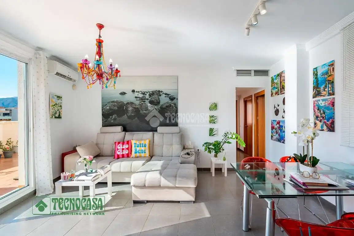 Sala d'estar de Pis en venda en El Ejido