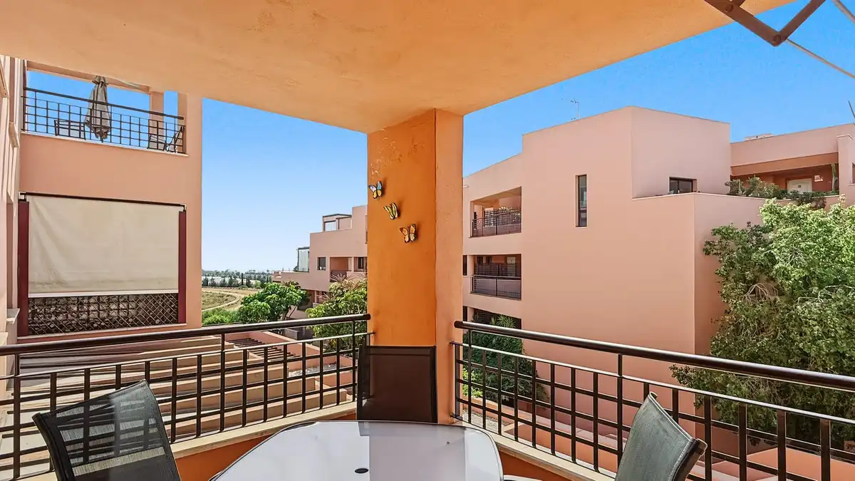 Apartment with pool for sale in Hipódromo - Cerrado del Águila, imagen 3