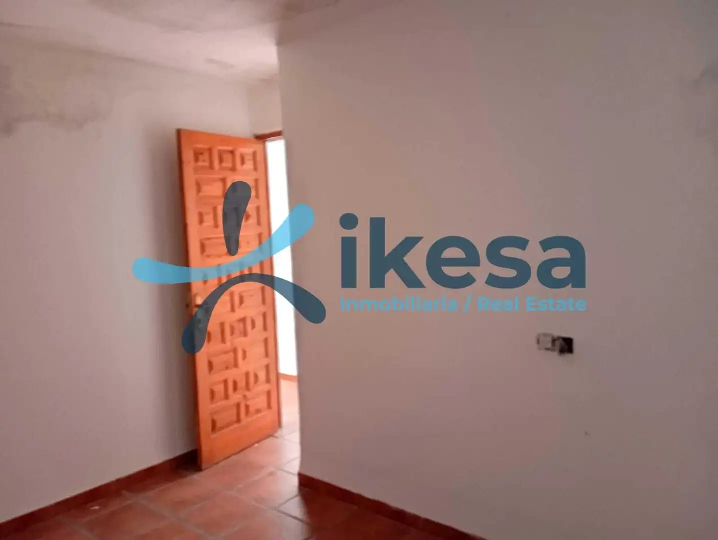 Casa adosada en venda a Lentegí