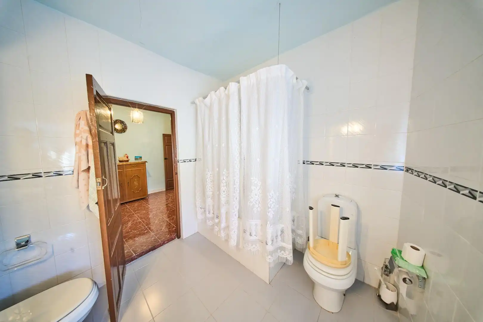 Bathroom of Houses for sale in Busquístar  with Terrace, Storage room and Balcony