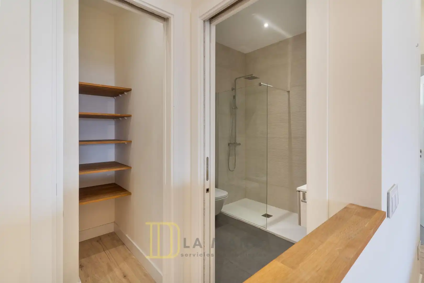 Baño de Piso en venta en Madrid con Aire acondicionado, Calefacción y Terraza