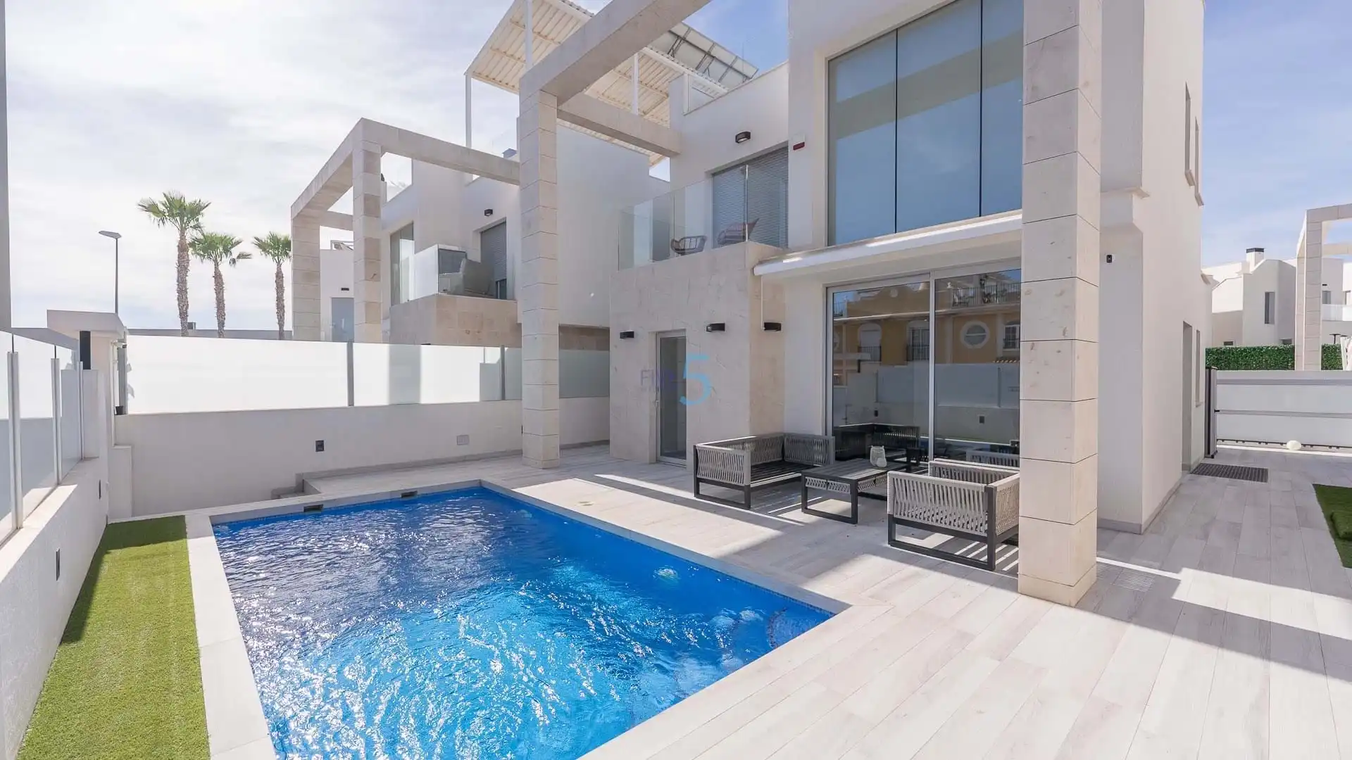House with terrace for sale in Orihuela Costa