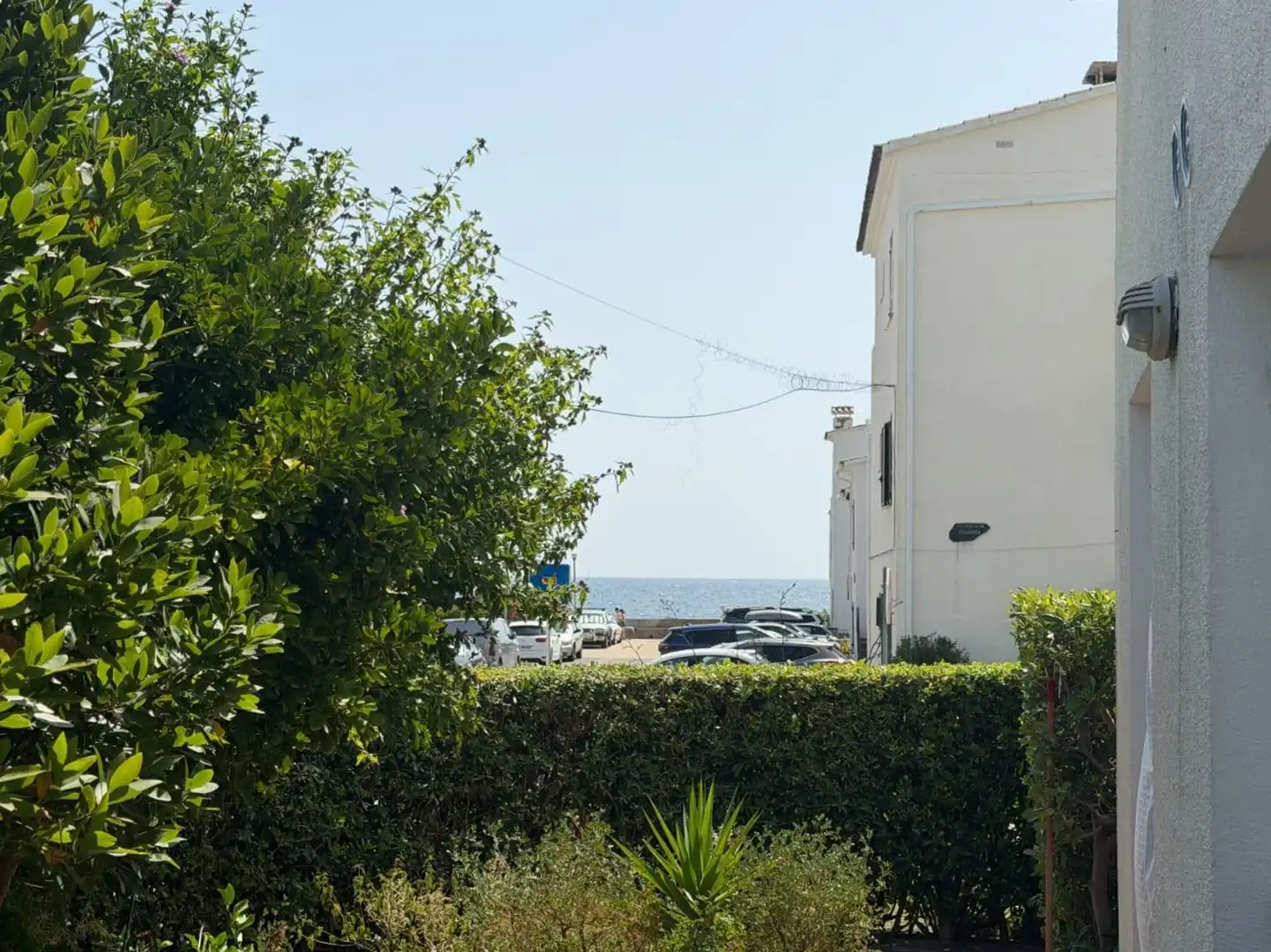 Vista exterior de Pis en venda en Llançà
