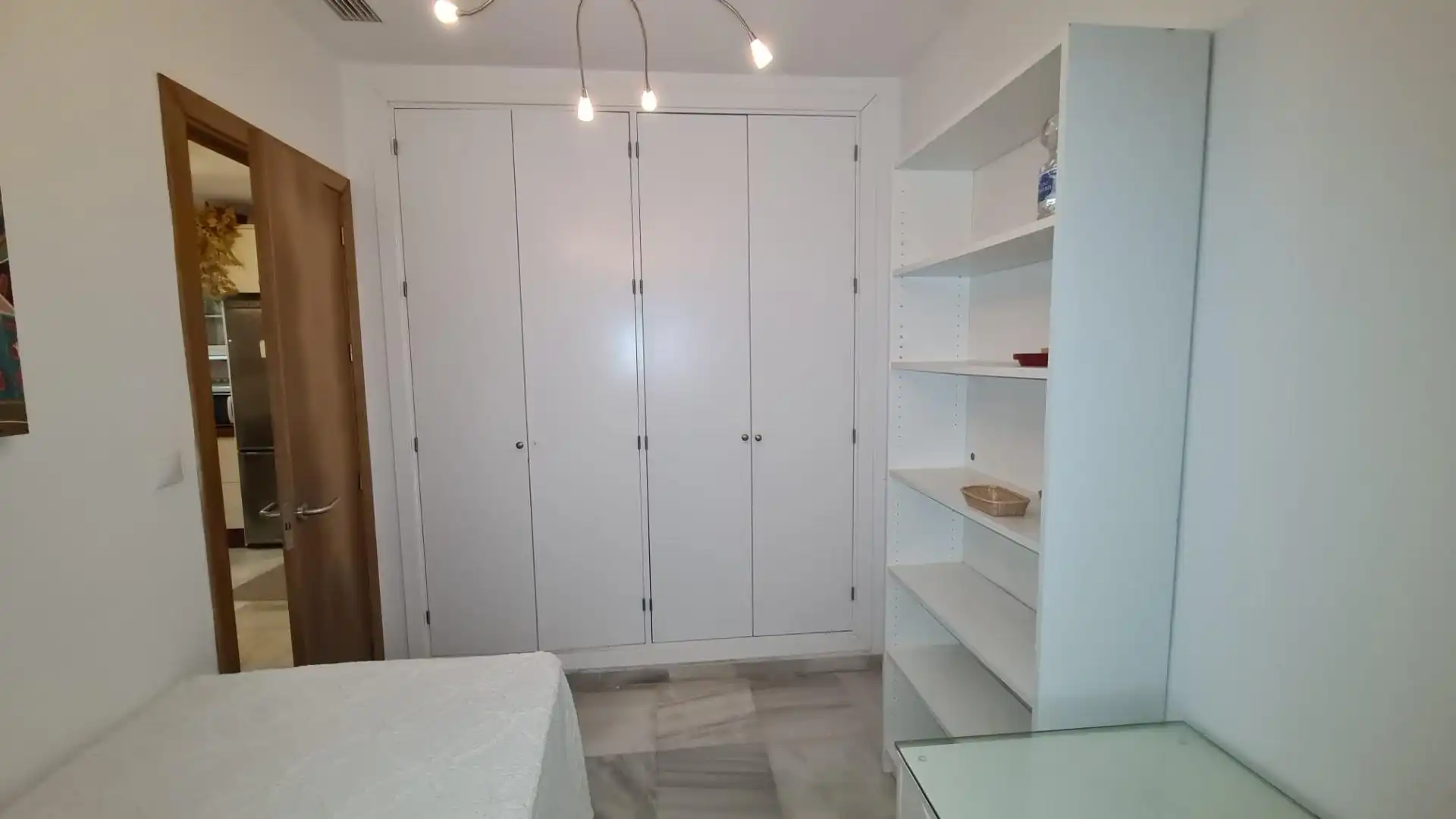 Habitación de Planta baja en venta en Cádiz