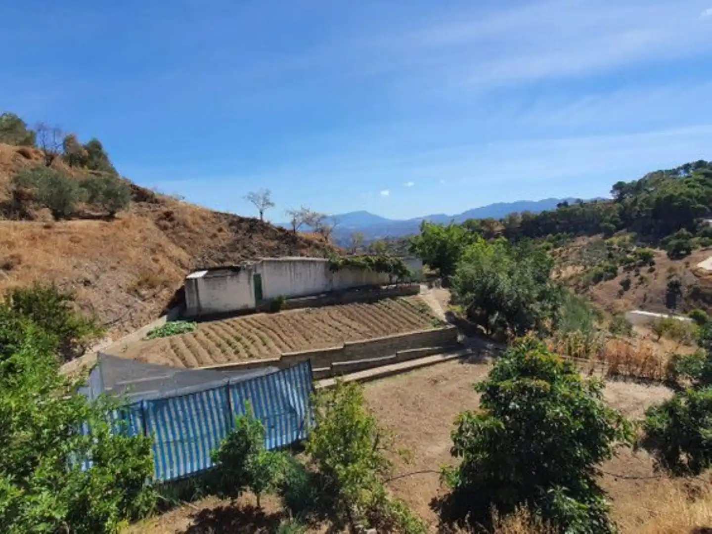 Garden of Country homes for sale in Yunquera  with Terrace, Storage room and Swimming Pool