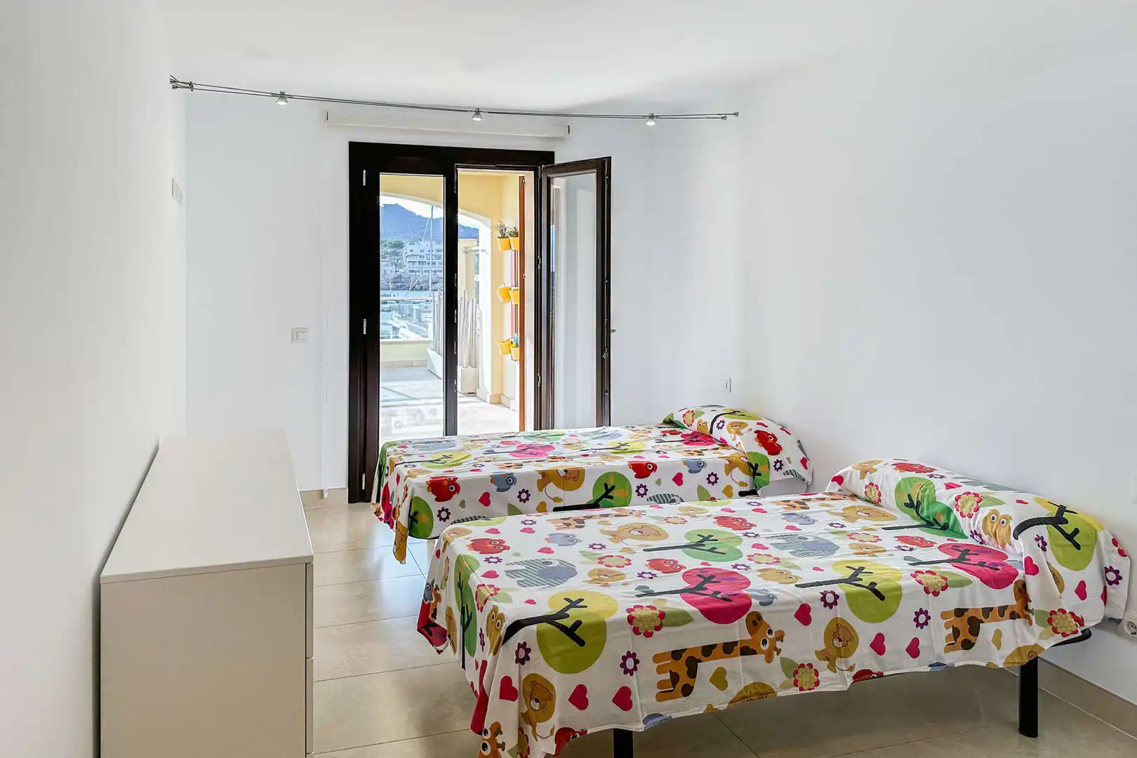 Schlafzimmer von Wohnung zur Miete in Capdepera mit Klimaanlage, Terrasse und Möbliert