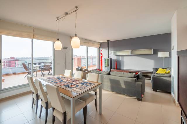 Ático en Alquiler en Creu de la Mà