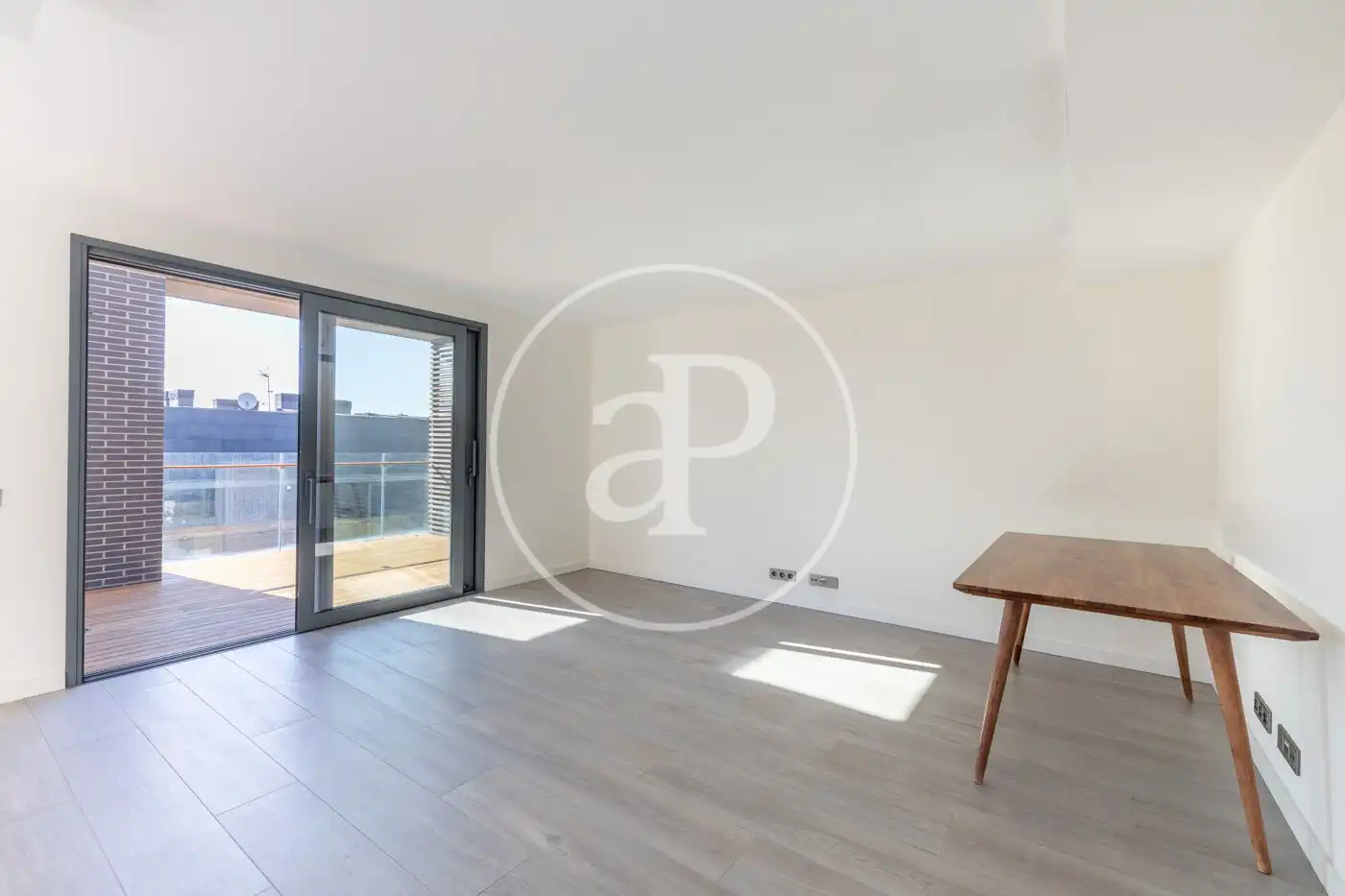 Ático de obra nueva con piscina en venta en Finestrelles, imagen 2