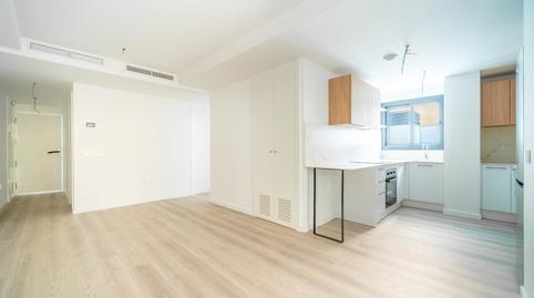 Foto 4 de Pis en venda a C. Valdepeñas, 12, Arroyo de la Miel, Benalmádena