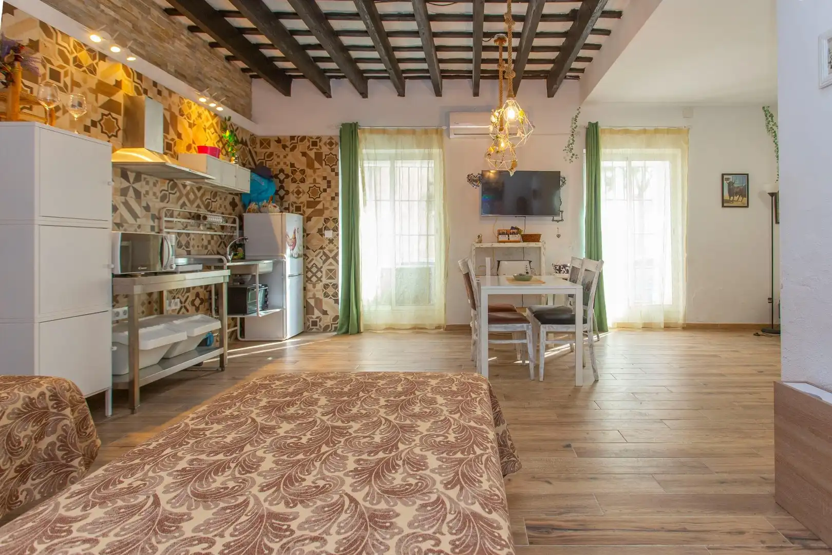 Sala d'estar de Apartament en venda en Jerez de la Frontera amb Calefacció i Moblat
