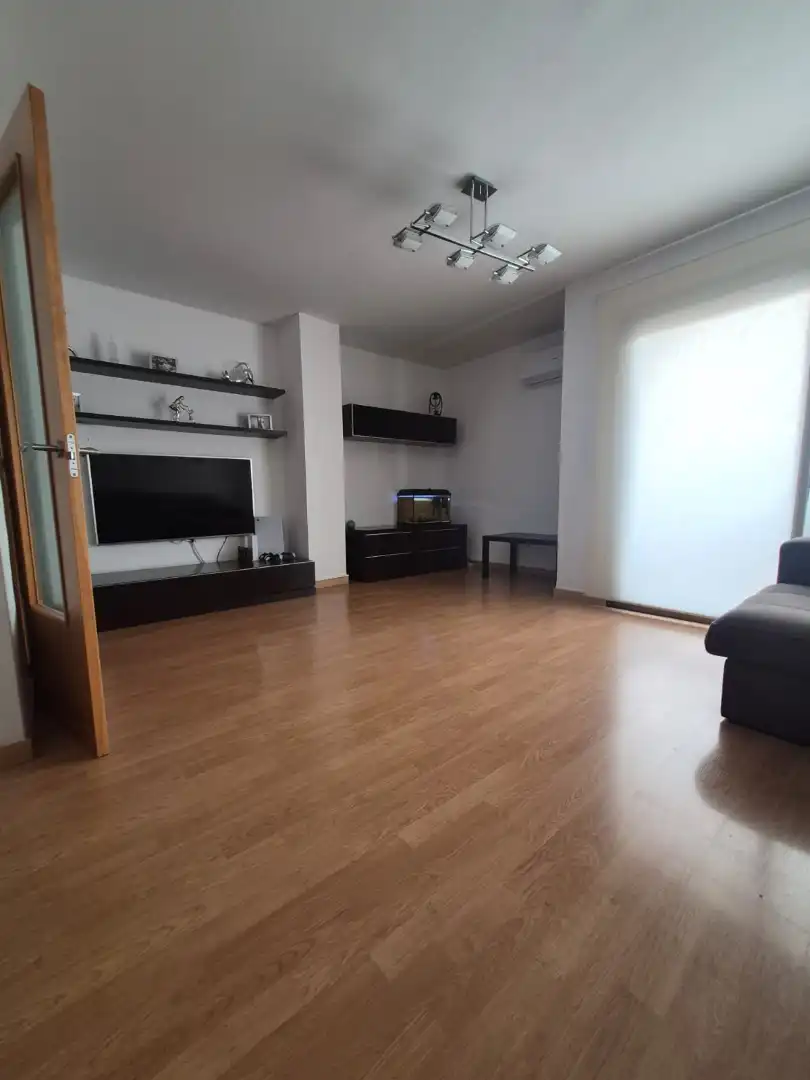 Living room of Flat for sale in Binissalem  with Air Conditioner, Parquet flooring and Oven