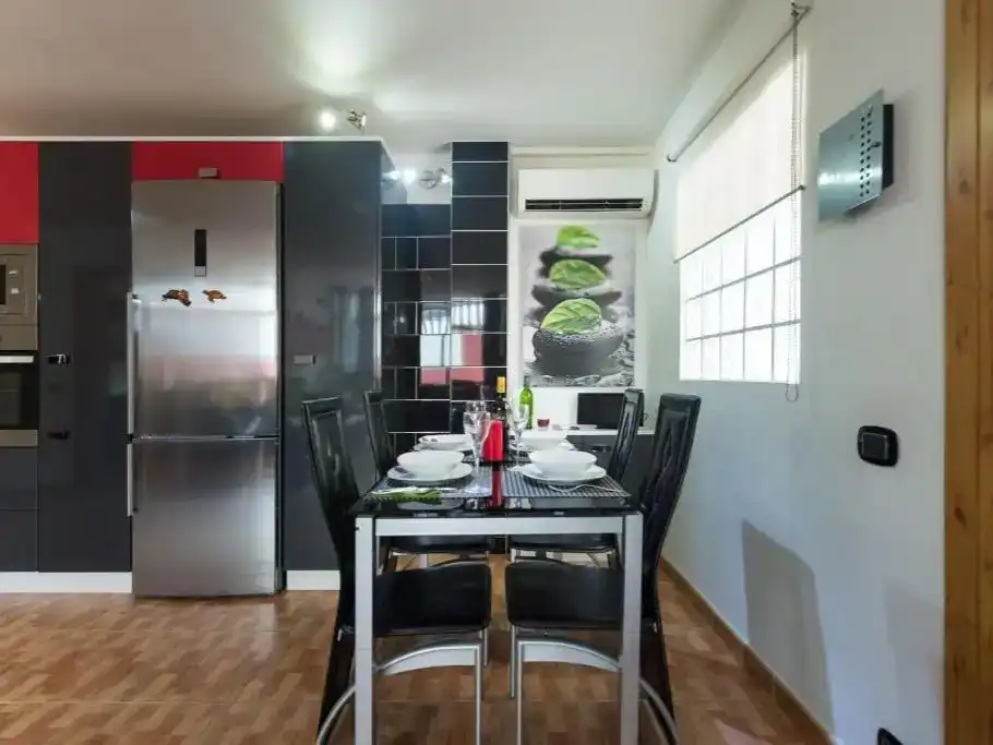 Comedor de Piso en venta en Agüimes con Aire acondicionado, Parquet y Trastero
