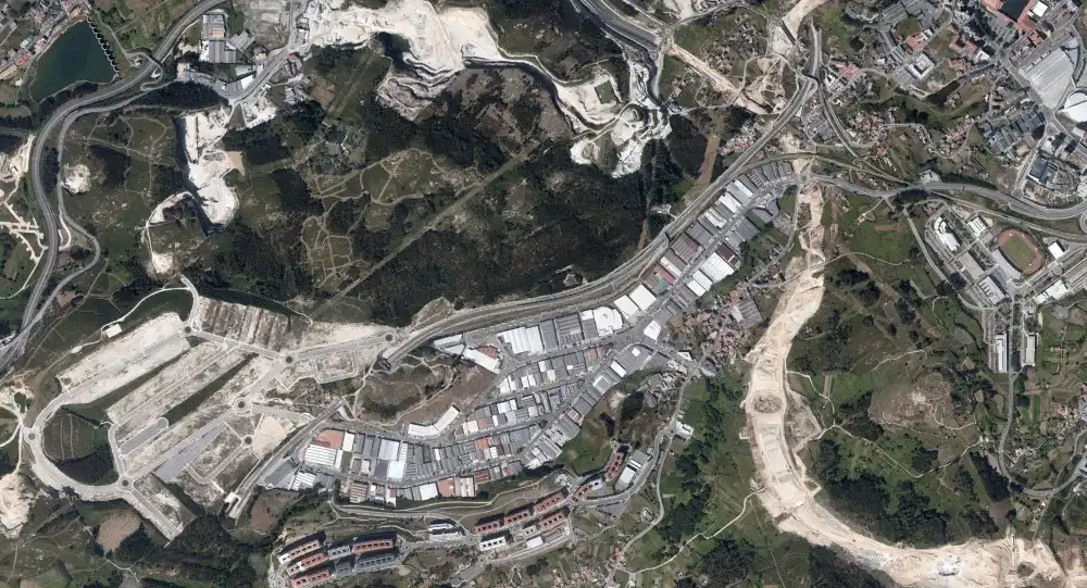 Grundstücke und Bauplätze zum Verkauf in Vio Parcela 1.3,A Coruña Capital, imagen 2