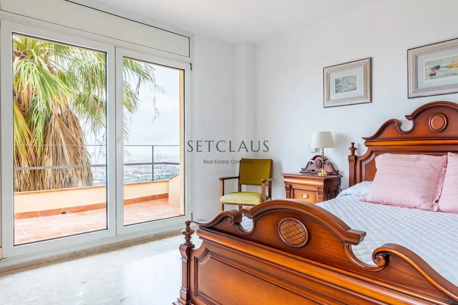 Habitación de Casa o chalet en venta en Badalona con Aire acondicionado, Calefacción y Jardín privado