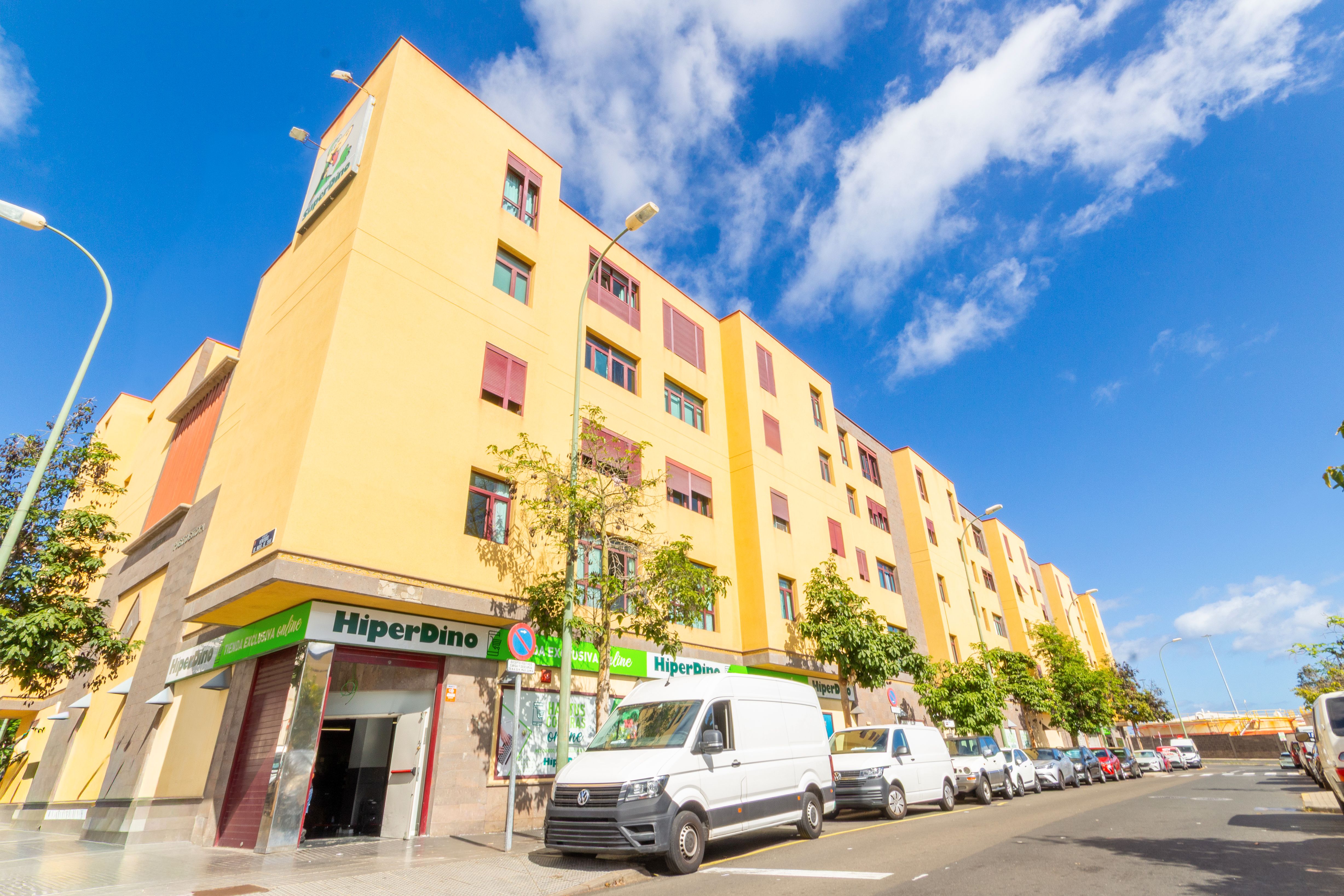 Vista exterior de Pis en venda en Las Palmas de Gran Canaria amb Terrassa