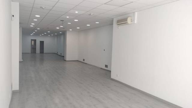 Local comercial en Alquiler en Eixample