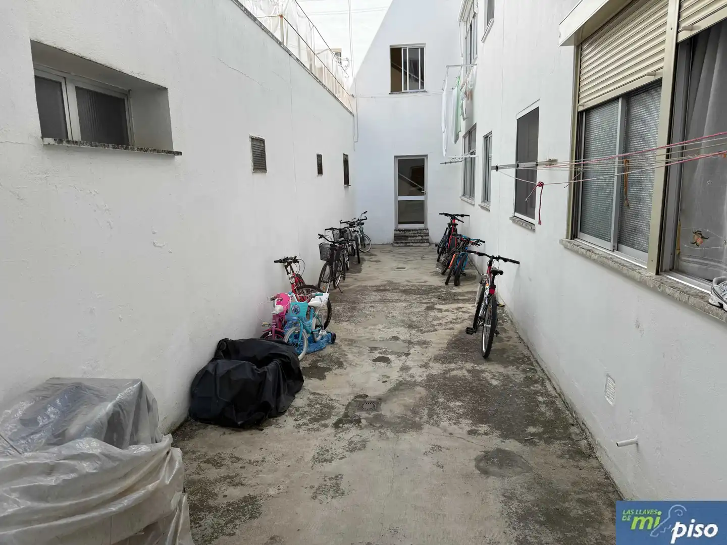 Parking of Flat for sale in Montemayor de Pililla  with Heating, Parquet flooring and Terrace
