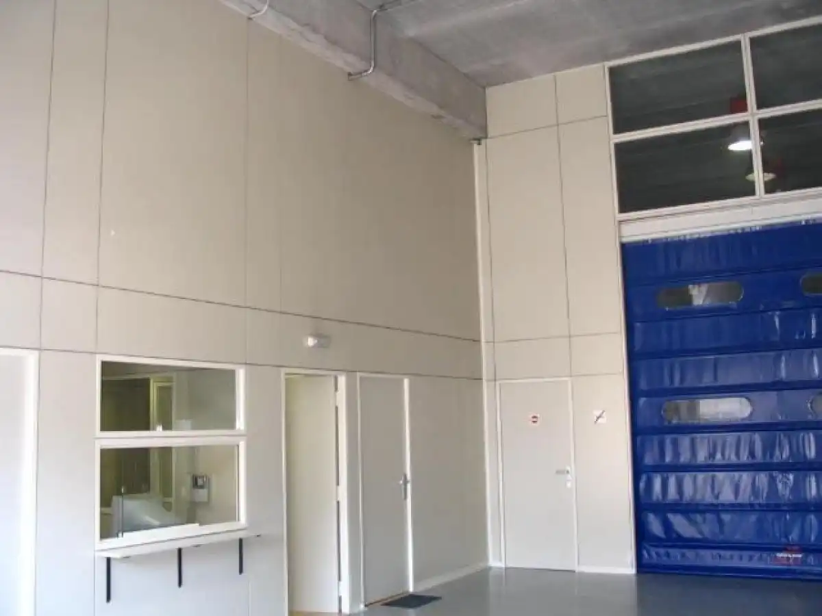 Nau industrial de lloguer en Barcelona amb Calefacció