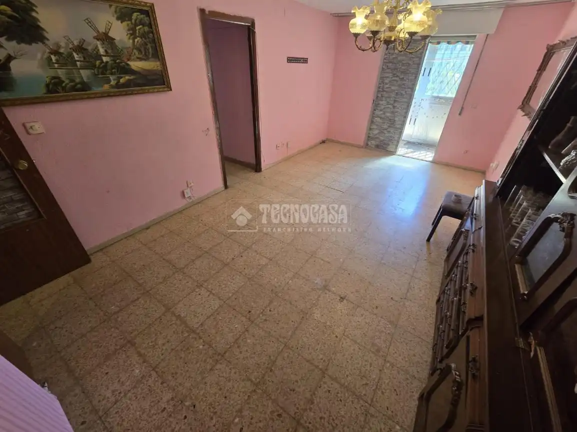 Piso en venta en Madrid con Calefacción y Terraza