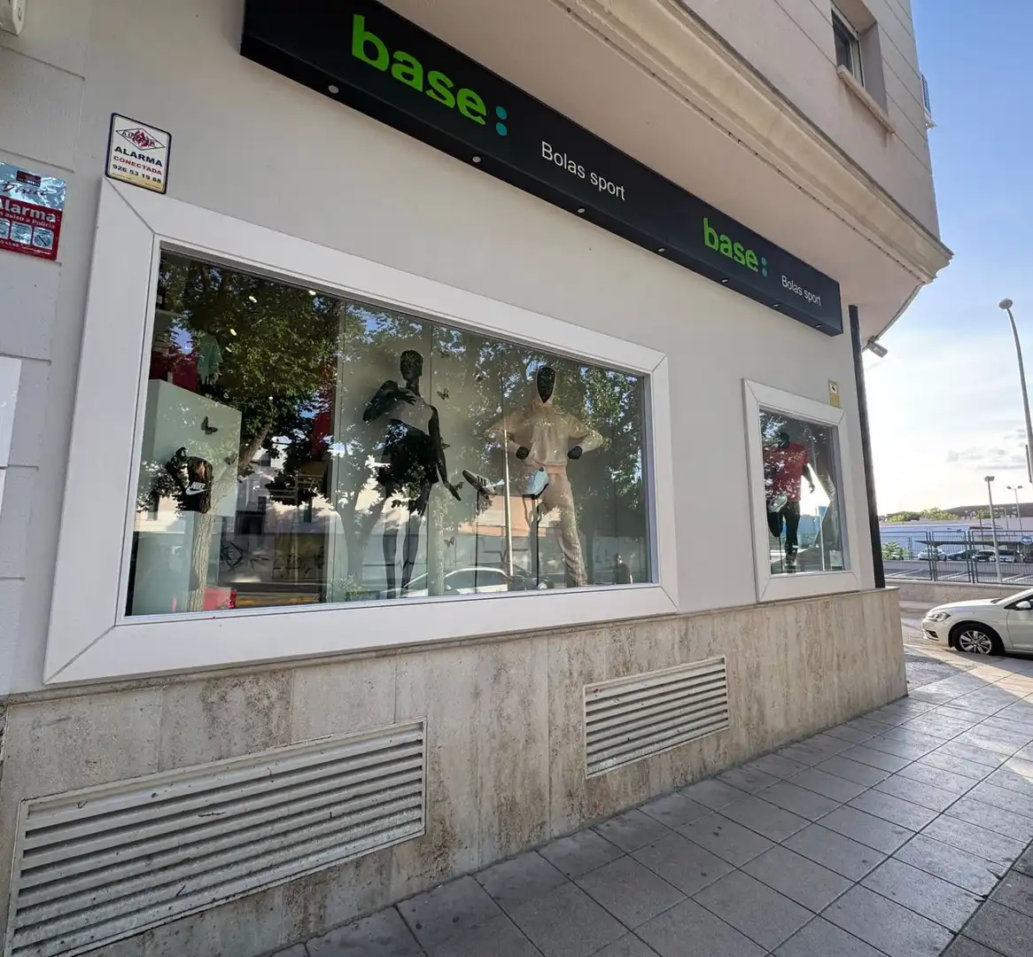 Local en traspaso en Valdepeñas con Aire acondicionado