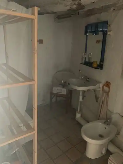 Bany de Casa adosada en venda en Sant Guim de la Plana amb Jardí privat, Traster i TV