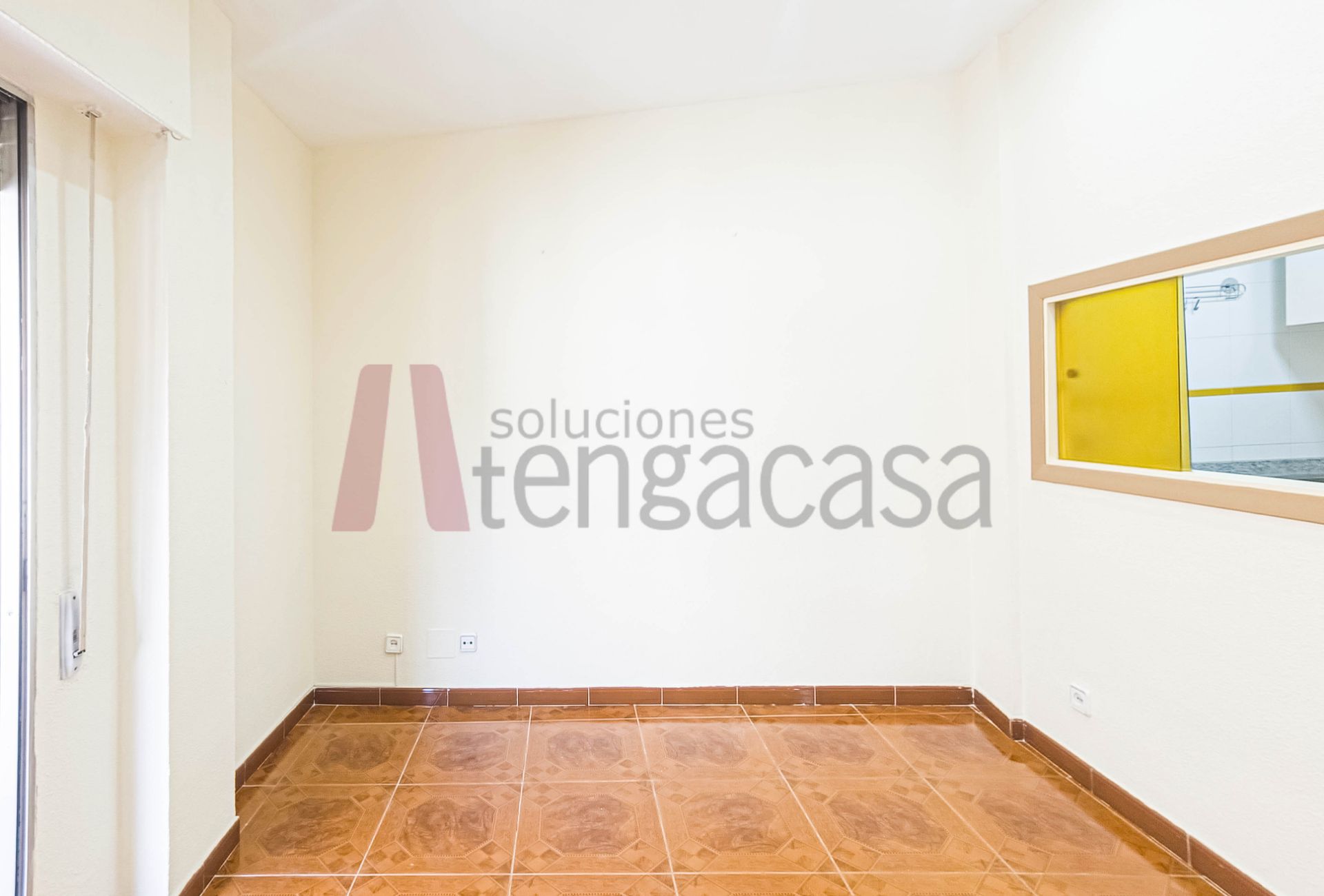 Dormitori de Apartament de lloguer en  Madrid Capital amb Aire condicionat, Calefacció i Terrassa