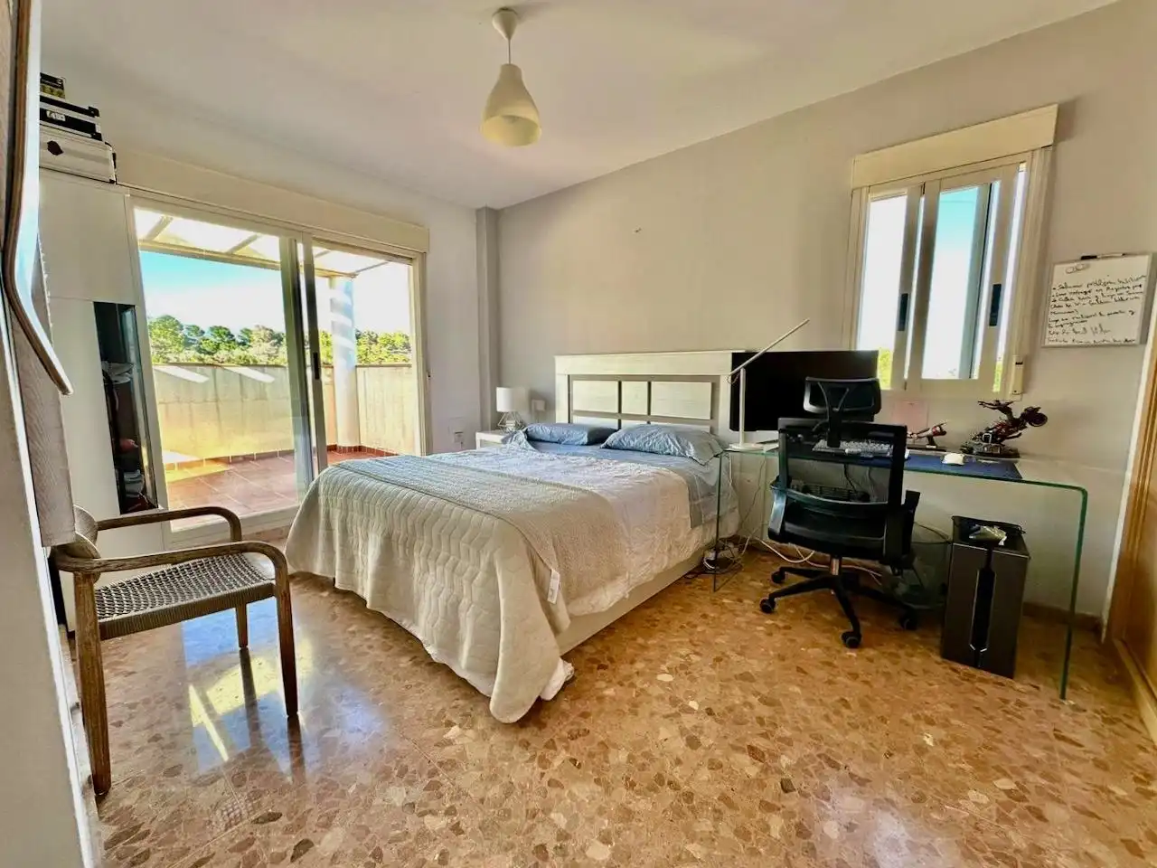 Dormitori de Casa o xalet en venda en L'Alfàs del Pi amb Aire condicionat, Jardí privat i Terrassa