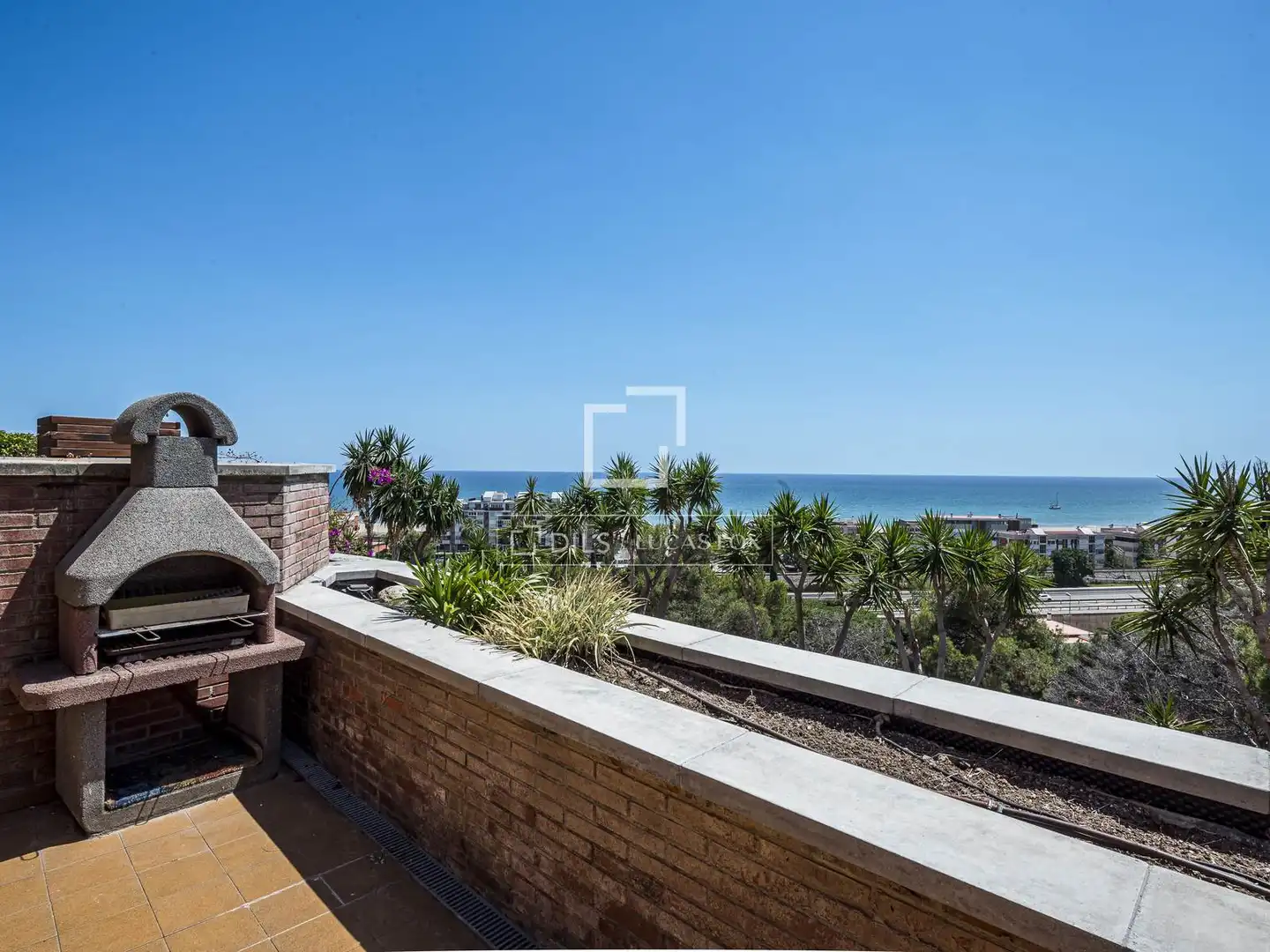 Terrace of Flat for sale in Sitges  with Air Conditioner, Heating and Private garden