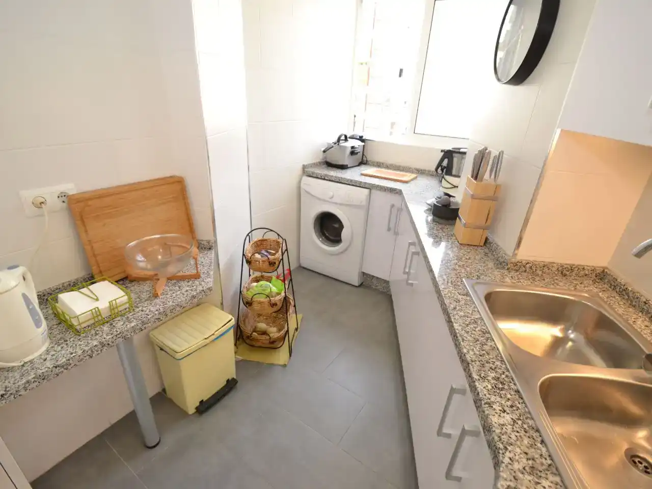 Kitchen of Flat for sale in Torremolinos  with Air Conditioner, Swimming Pool and Balcony