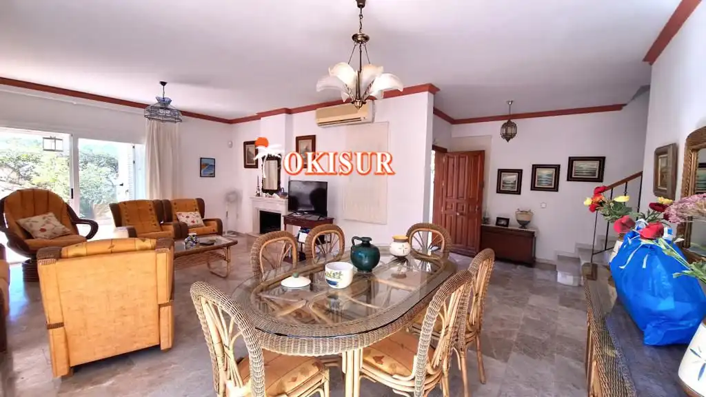 Houses for sale in El Palmeral