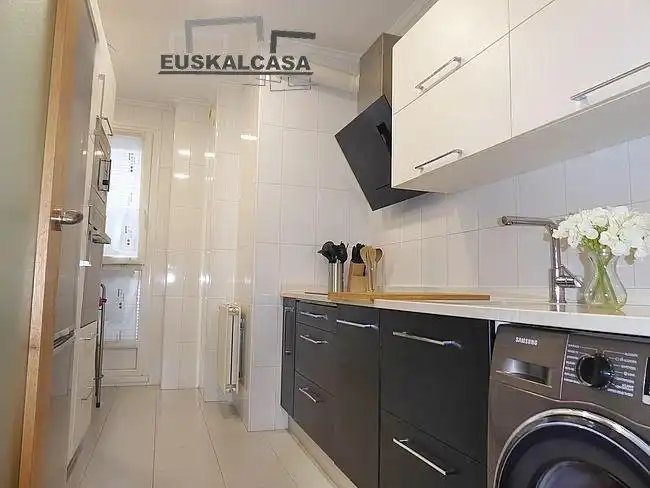 Cocina de Piso en venta en Errekalde