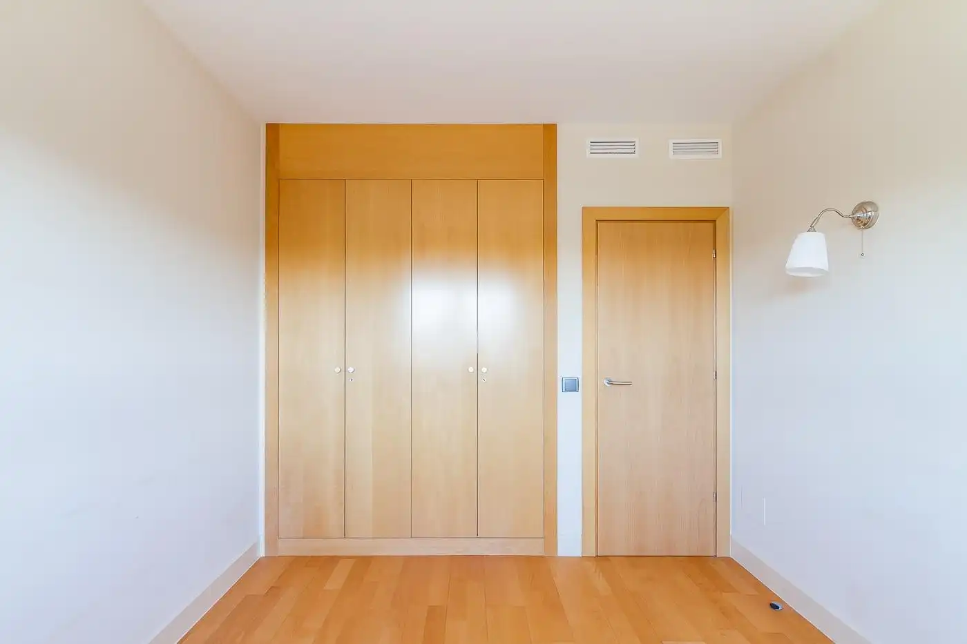 Habitación de Piso en venta en Madrid con Aire acondicionado, Calefacción y Jardín privado