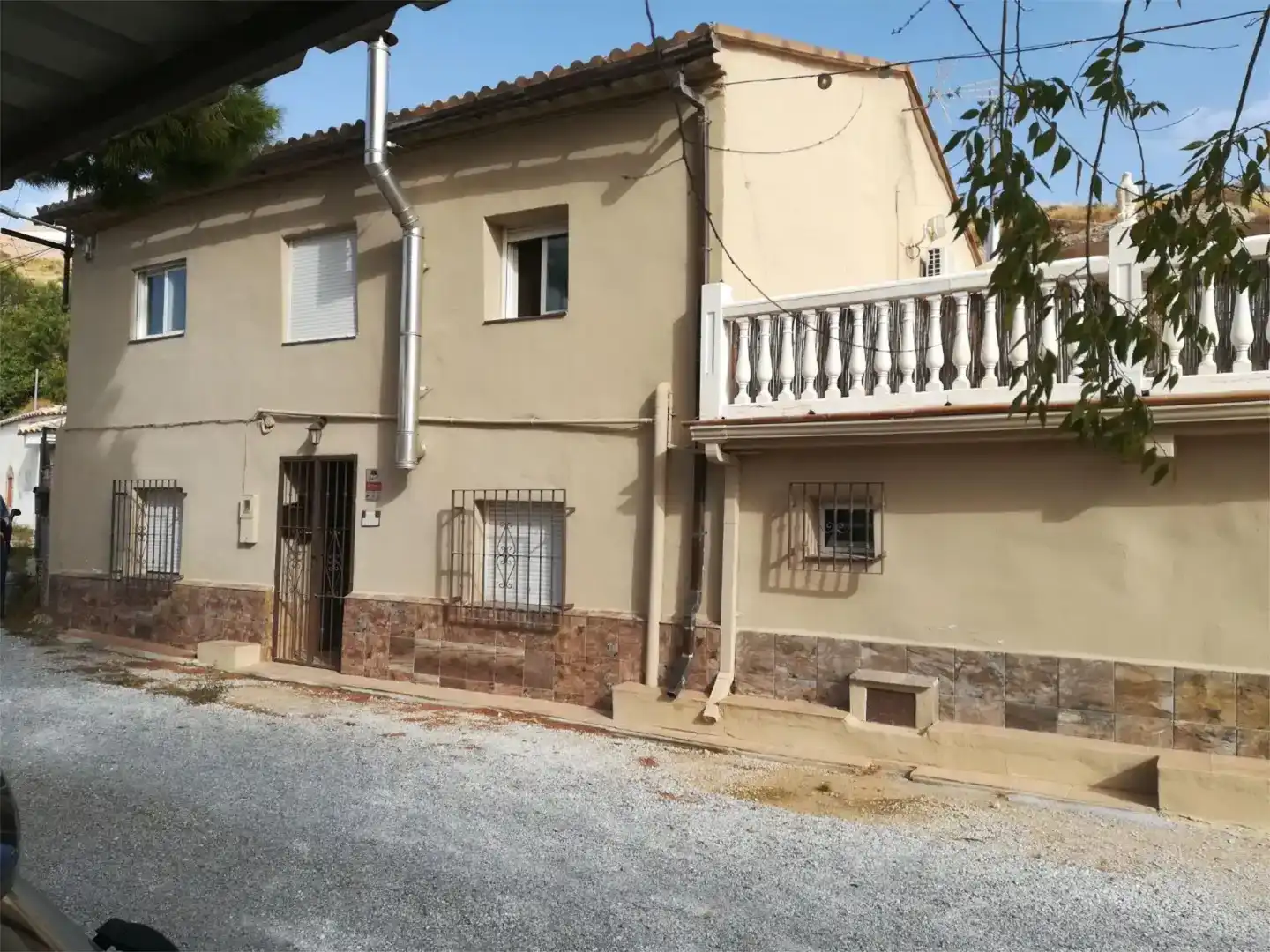 Vista exterior de Finca rústica en venda en Zújar amb Aire condicionat i Balcó