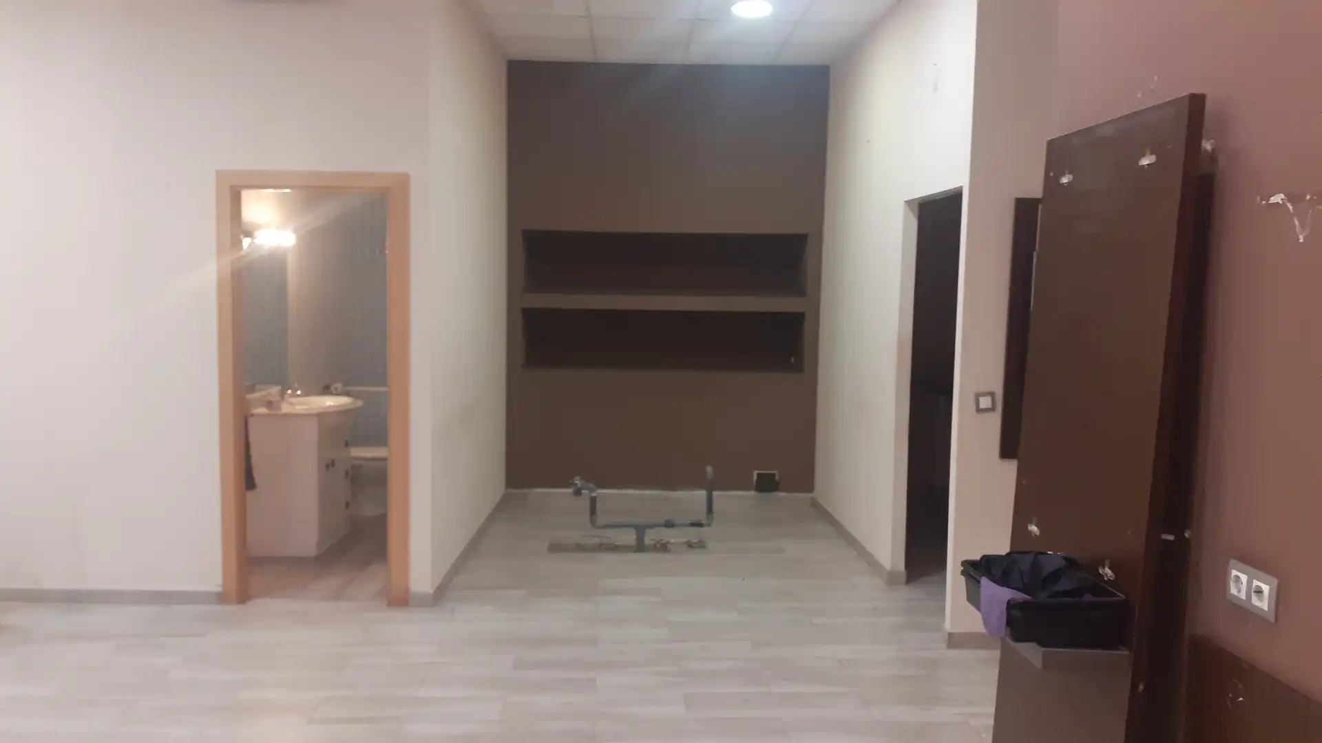 Local comercial en venda a Centre Vila, imagen 9