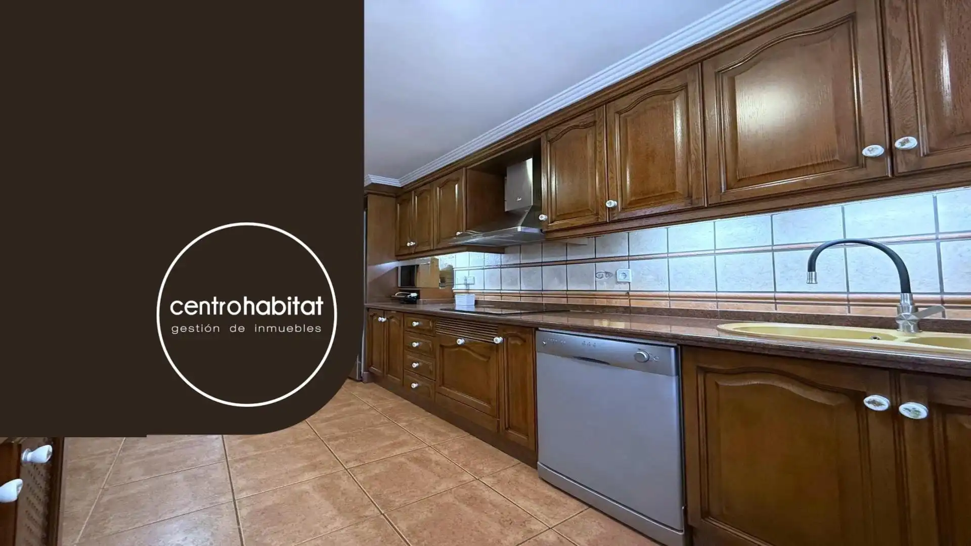Cocina de Piso en venta en Petrer con Aire acondicionado, Trastero y Balcón