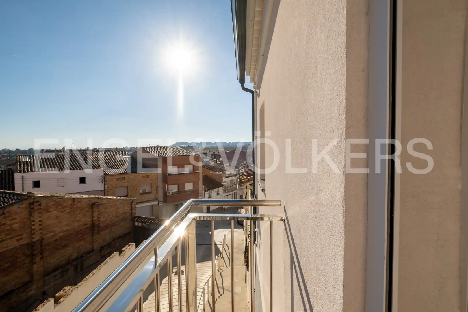 Vista exterior de Casa o xalet en venda en Alpicat amb Aire condicionat, Calefacció i Terrassa