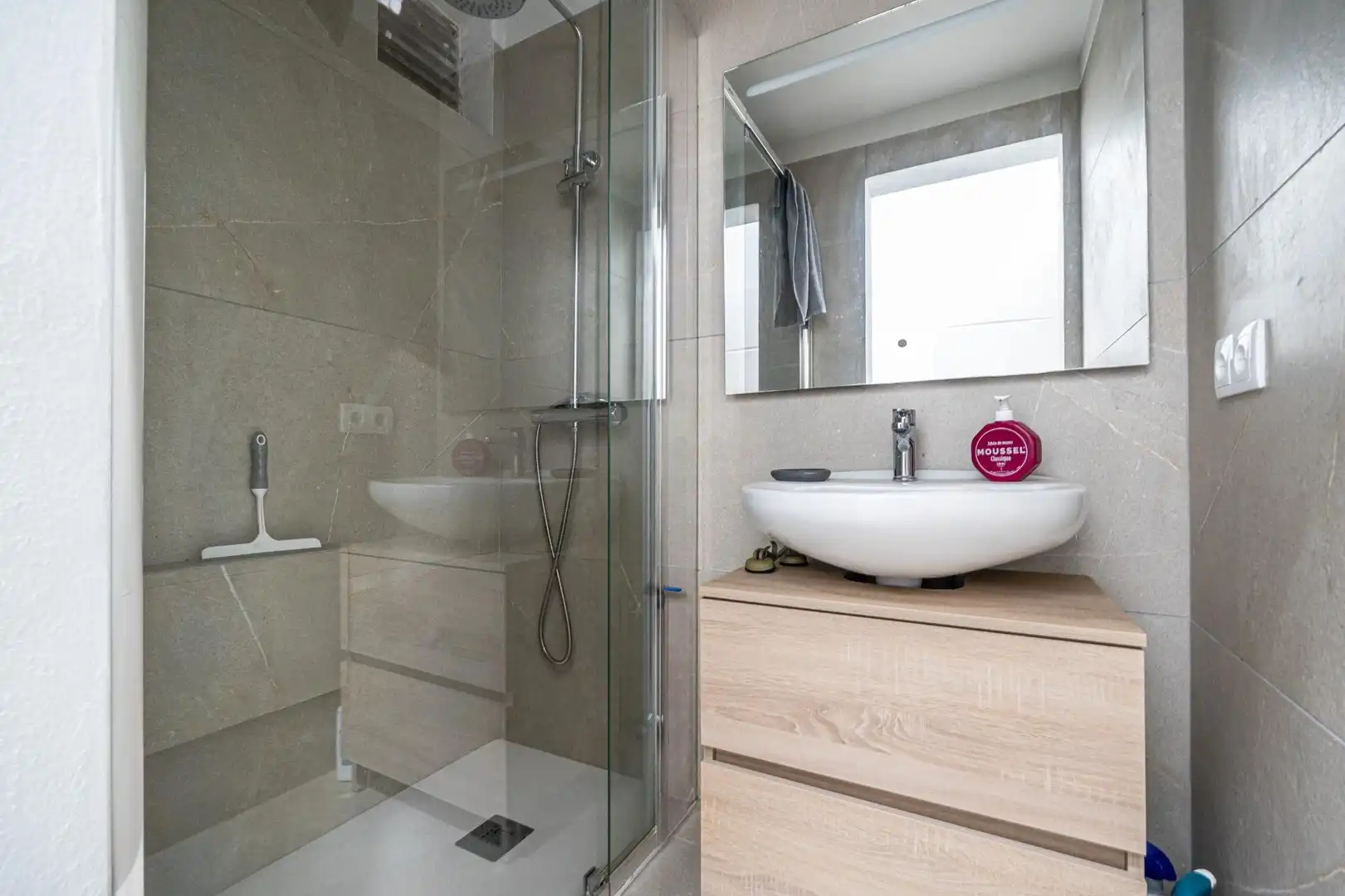 Badezimmer von Geschaftsraum zum Verkauf in  Palma de Mallorca mit Klimaanlage