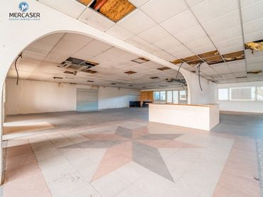 Local comercial en venta en Calle FRANCISCO ARITIO