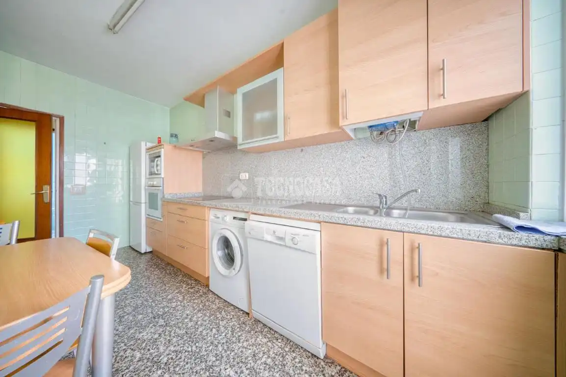 Cocina de Piso en venta en Valladolid con Terraza