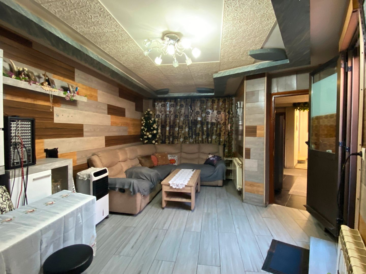 Living room of Single-family semi-detached for sale in Alfoz de Quintanadueñas  with Heating, Private garden and Parquet flooring