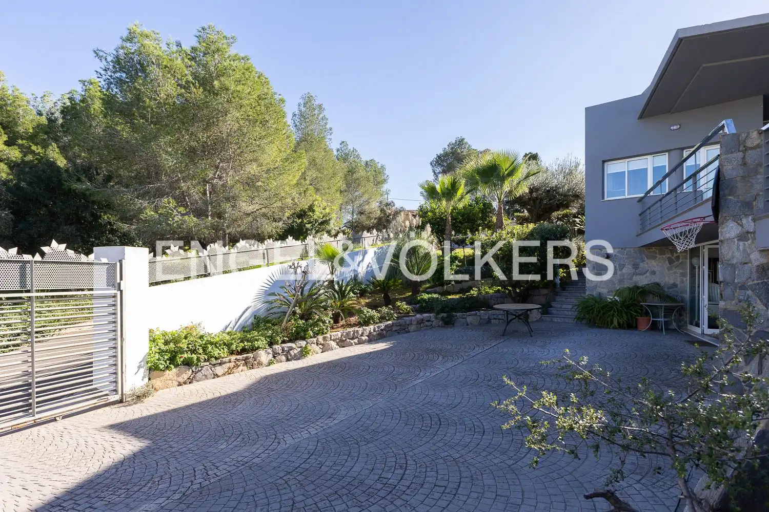 Exterior view of Houses for sale in Carcaixent  with Air Conditioner, Heating and Private garden