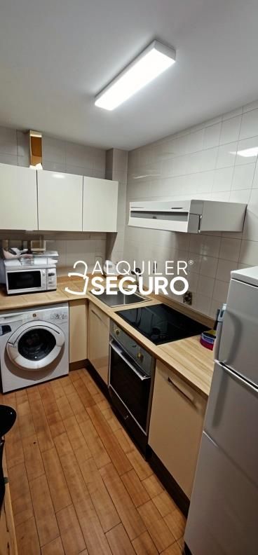 Küche von Wohnung miete in Oviedo  mit Heizung und Möbliert