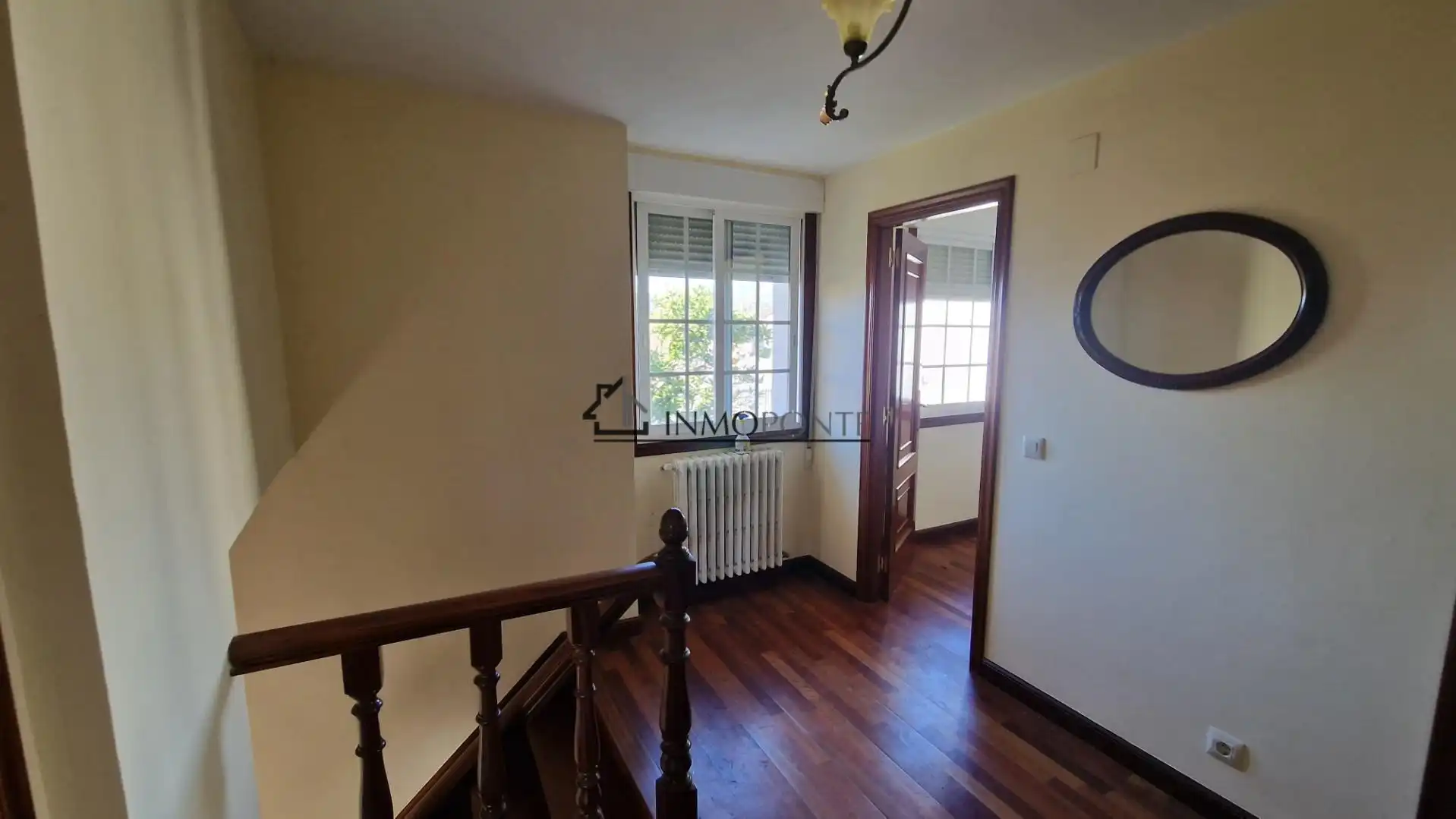 Casa o xalet en venda en Pontevedra Capital  amb Jardí privat