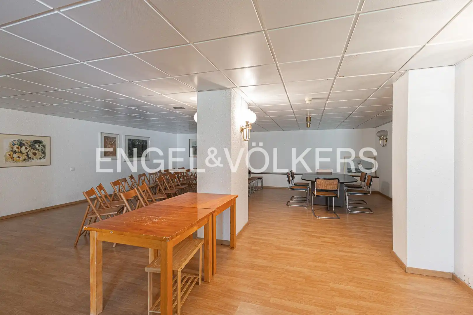 Flat for sale in Barcelona  with Air Conditioner, Heating and Private garden