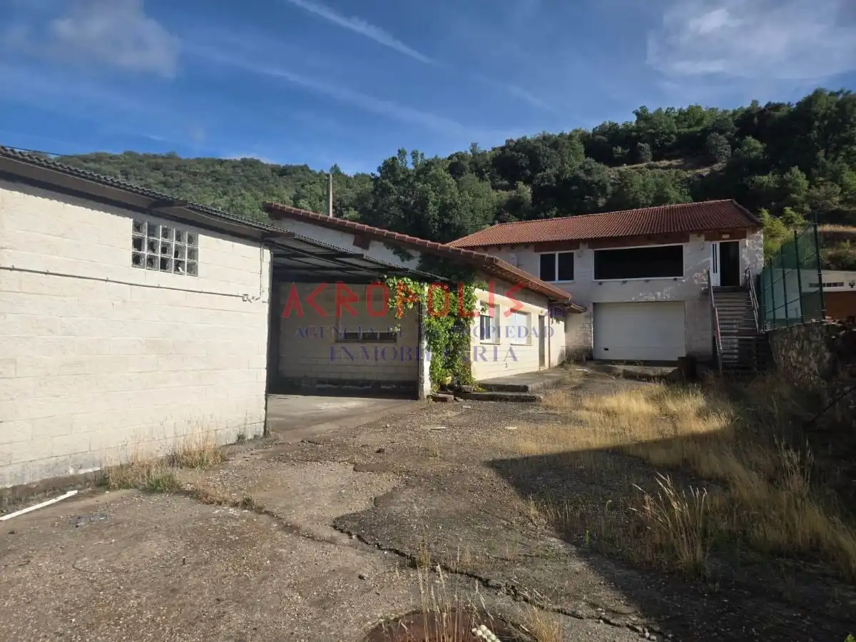 Casa en venda a La Pola de Gordón, imagen 6
